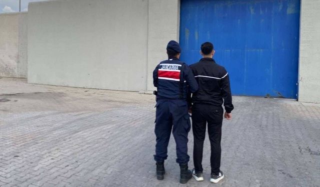 JASAT 12 yıl hapis cezasıyla aranan şahsı yakaladı
