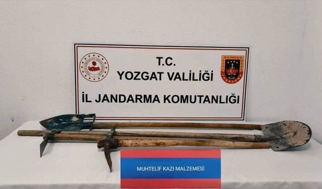 Kaçak kazı yaparken suçüstü yakalandılar