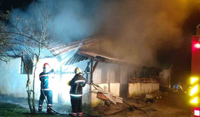 Kaynarca’da ev yangını söndürüldü