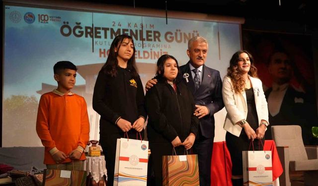 Kırıkkale’de 24 Kasım Öğretmenler Günü kutlandı