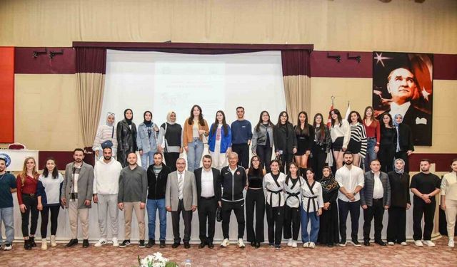 KMÜ’de "Öğrencilik Hayatında Spor ve Tekvando" etkinliği düzenlendi