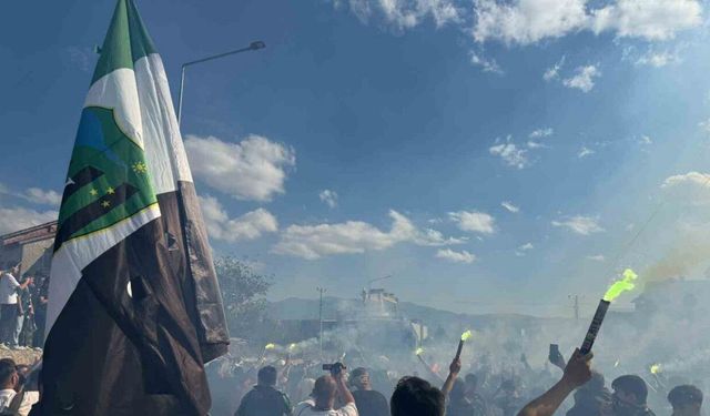 Kocaelispor’dan kombinelilere kazan-kazan çağrısı: "Gelmeyecekseniz bu maç biletinizi kulübe devredin"