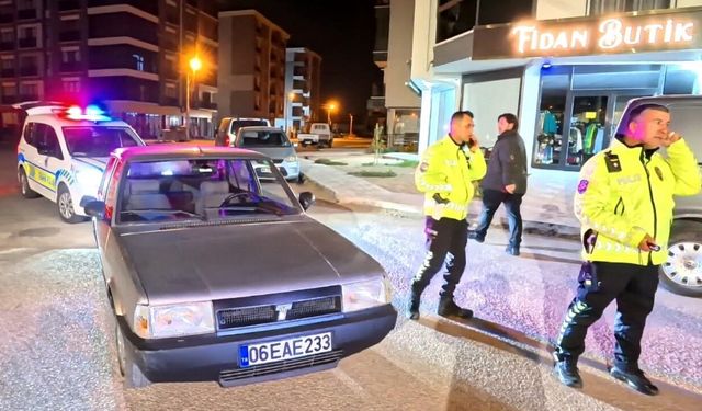 Önce araçla, sonra yaya olarak kaçtı: Sürücüsünün kayıplara karıştığı aracın plakasına 54 bin 879 lira ceza yazıldı