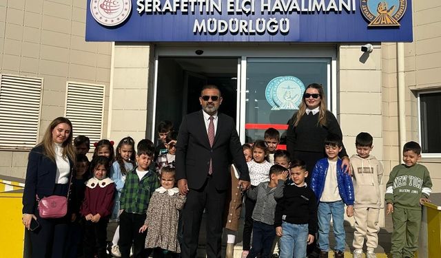 Şırnak Şerafettin Elçi Havalimanında anlamlı Öğretmenler Günü Kutlaması