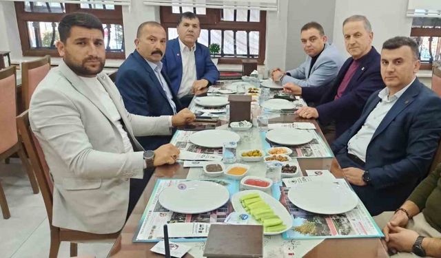 Siyasi parti temsilcileri istişare toplantısında bir araya geldi
