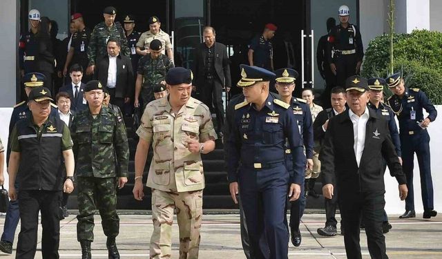 Tayland’dan Kamboçya ile ateşkesin askıya alınmasının ardından sınırda "tam hazırlık" ilanı