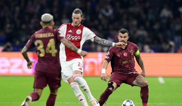 UEFA Şampiyonlar Lig: Ajax: 0 - Galatasaray: 0 (İlk yarı)