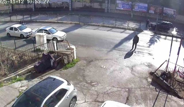 Yaya geçidinde 5 gün arayla yaşanan iki kaza kamerada