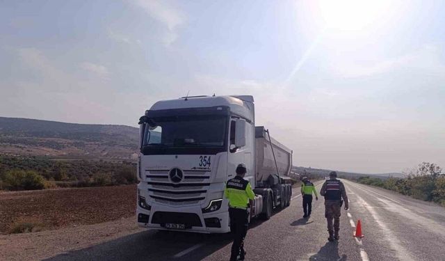 Yük taşıyan araçlara sıkı denetim
