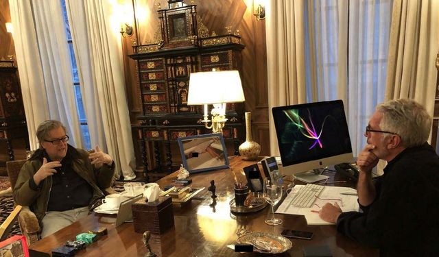 ABD Başkanı Trump’ın cinsel istismar suçlusu Epstein dosyasında yer alan yeni fotoğrafları yayınlandı