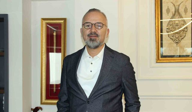 AK Partili Yıldız’dan İzmir Şehir Tiyatroları eleştirisi: "Bir oyuna 4 milyon lirayı aşan harcama yapıldı"