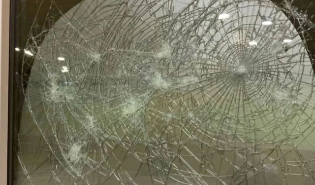 Almanya’da 2 günde 3 camiye saldırı