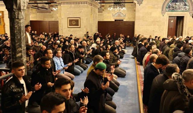 Amasya'da Regaip Kandili idrak edildi