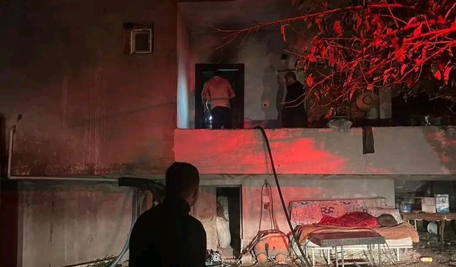 Arsuz’da müstakil ev yandı