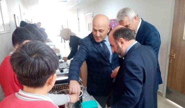 Aydıntepe’de öğrenciler yöresel lezzetleri tanıttı