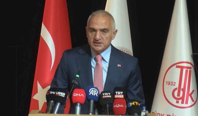 Bakan Ersoy: "Dil bir milletin sadece iletişim aracı değil hafızası, vicdanı ve yüreğidir"