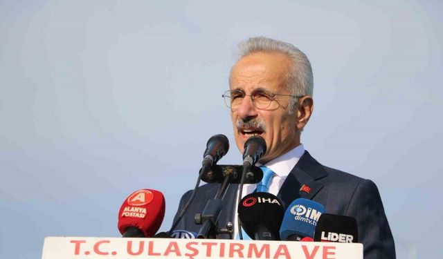 Bakan Uraloğlu: "23 yılda Antalya’nın ulaşım ve iletişim altyapısına 244,6 milyar lirayı aşan yatırımlar gerçekleştirdik"