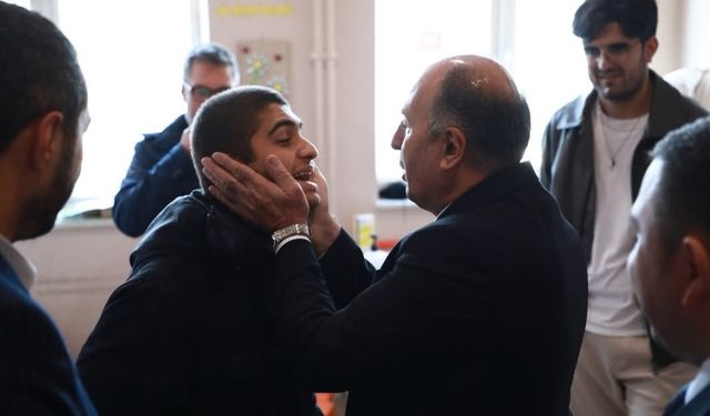 Başkan Arslan engelli bireyleri özel günlerinde yalnız bırakmadı