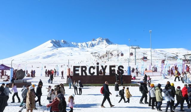 Başkan Büyükkılıç: "Erciyes’te bu sene hedefimiz 3 milyon ziyaretçi"