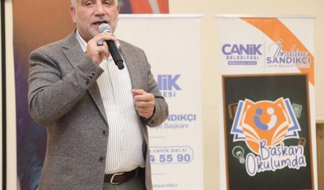 Başkan Sandıkçı: "Eğitimin her aşamasında öğrencilerin yanındayız"