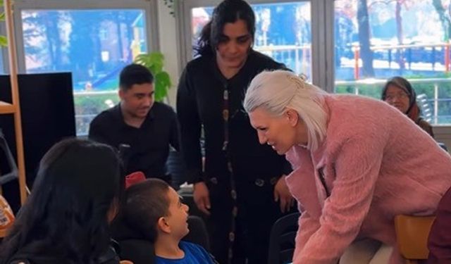 Başkan Subaşı’ndan +1 Mutluluk Kafe çalışanlarına özel ziyaret