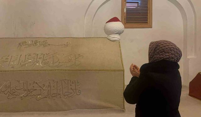 Batı Karadeniz’in fatihi Emir Karatekin Bey’in kabrini her yıl binlerce kişi ziyaret ediyor