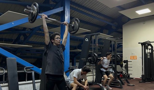 Bilecik’te atletizm antrenmanları sürüyor