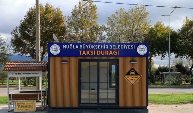 Büyükşehir kendi üretimi taksi duraklarını hizmete sunuyor