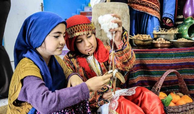 Çamelili minik öğrenciler Yöresel Kültür Şöleninde yöresel kültürlerini öğrendi