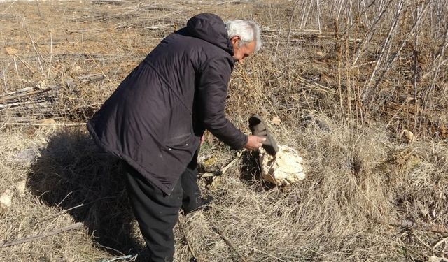 Çamurlu ayakkabısını çıkarıp markette alışveriş yapmıştı: "Yine olsa yine yaparım"