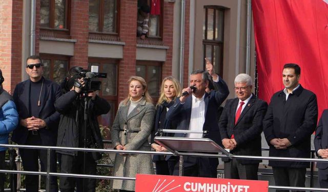 CHP Lideri Özel’den Yunanistan’a övgü, Türkiye’ye eleştiri