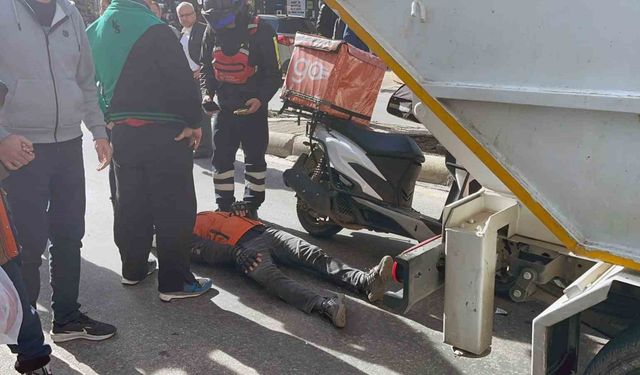 Çöp kamyonuna çarpan Motokurye yaralandı