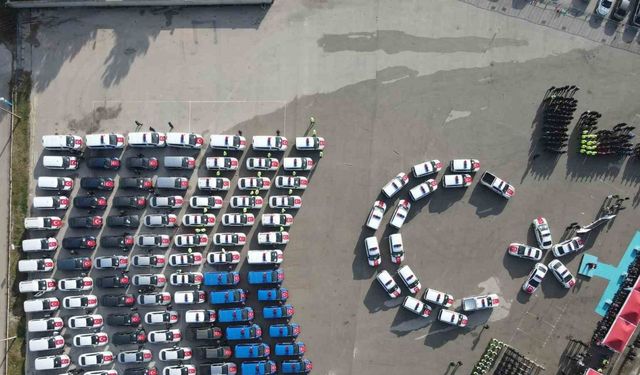 Çorum’da jandarma ve emniyete tahsis edilen 123 yeni araç törenle teslim edildi