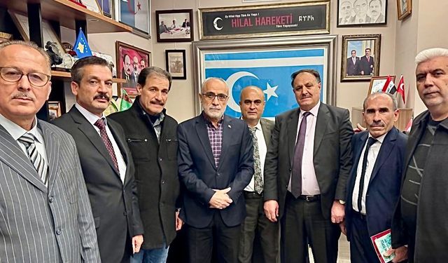 Cumhurbaşkanı Başdanışmanı Topçu, Suriye Türkmenlerinden oluşan heyeti kabul etti