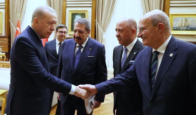 Cumhurbaşkanı Erdoğan, Ankara’nın ekonomi aktörlerini Külliye’de kabul etti