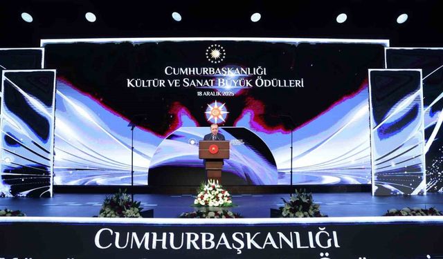 Cumhurbaşkanı Erdoğan: "Filistin halkının yanında eğilmeden, bükülmeden dimdik duruyoruz"
