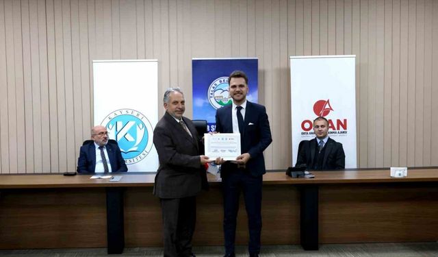 Dijital Görselleştirme ve Tasarım Araçları Eğitimi tamamlandı