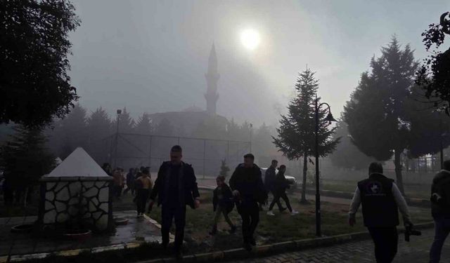 Düzce’de sis etkili oldu