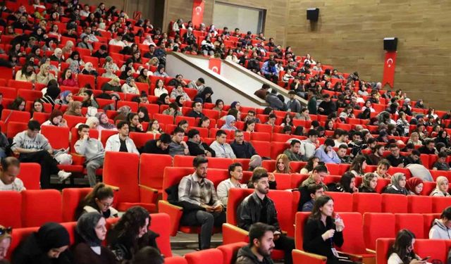 EBYÜ’de "Huawei Day" etkinliği kapsamında yapay zeka ve ICT sunumu gerçekleştirildi