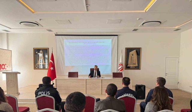 Eceabat’ta bağımlılıkla mücadele için bir araya gelindi