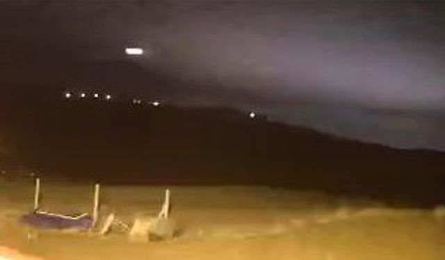 Elazığ’da meteorun düşme anı kameralara yansıdı