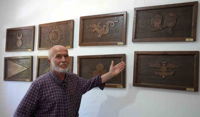 Emekli polis, ahşap hat sanatıyla evini adeta müzeye çevirdi