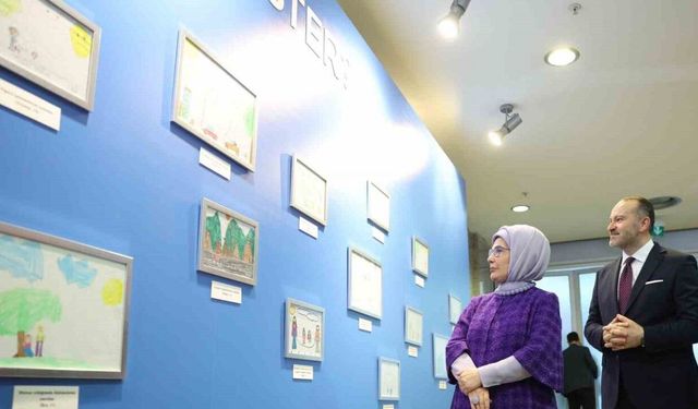 Emine Erdoğan, TRT Uluslararası Çocuk Medyası Zirvesi’ne katıldı