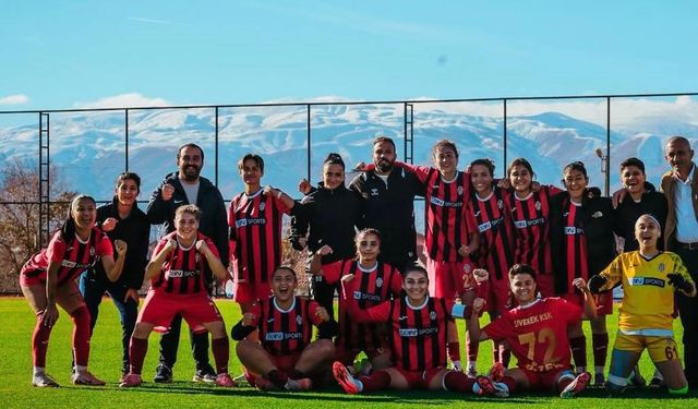 Erzincan Gençler Gücü, Siverek Kadınspor’a farklı mağlup oldu