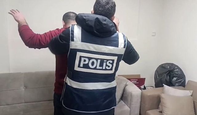 Eş zamanlı operasyon: Aranan 50 kişi yakalandı