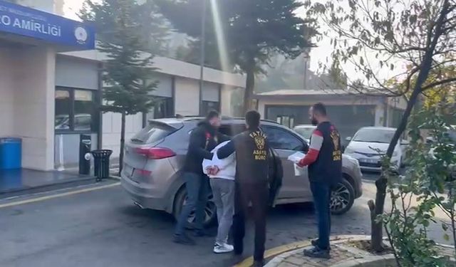 Fatih’te sürücü bekçiye çarpıp kaçtı