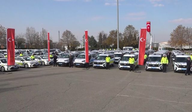 Gaziantep’te emniyet ve jandarmaya 210 yeni araç teslim edildi