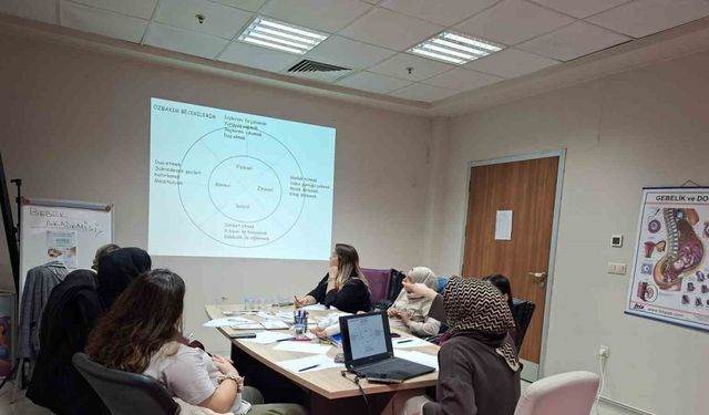 Gebe okulu programları devam ediyor