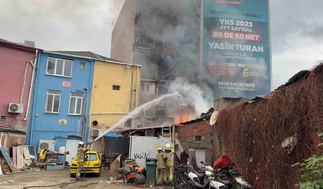 Gemlik’te pide imalathanesinde yangın paniği