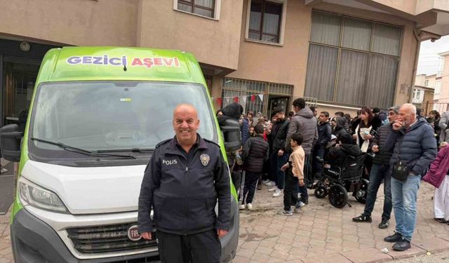 Gezici aşevi 81 ilde gönüllere dokunuyor